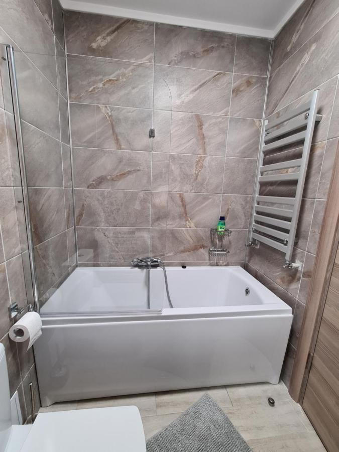 Ema Luxury Apartment Navodari Bagian luar foto